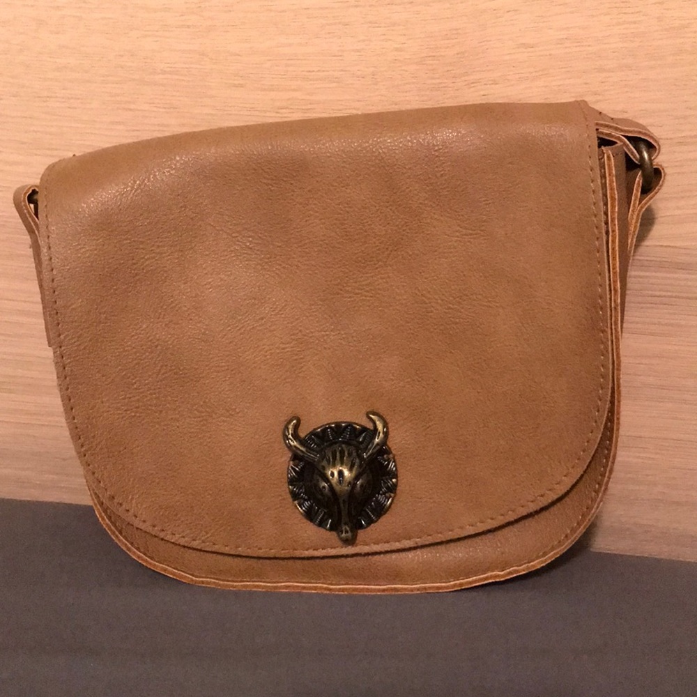 Rue21 crossbody bag